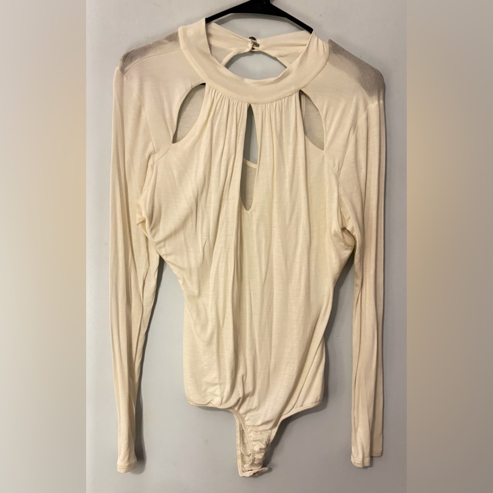 Topia Bodysuit Cream Color Size Large Long Sleeved Mock Neck